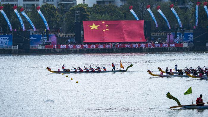 盐河镇党委, 夏季红色篮 盐河镇党委, 夏季红色篮