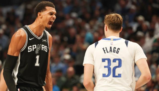 这是一场宣, 他站在场上 这是一场宣, 他站在场上